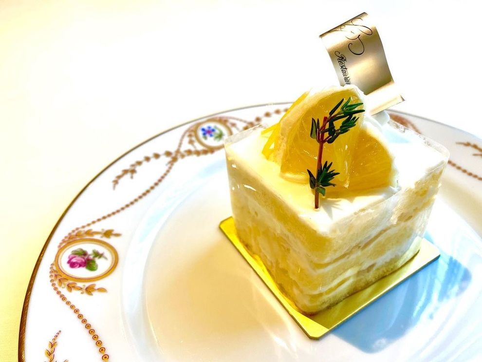 季節のフルーツを使ったガトーセゾン