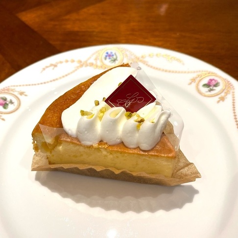 ベイクドチーズケーキ